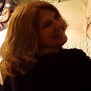 Meet your Posher, Crystal